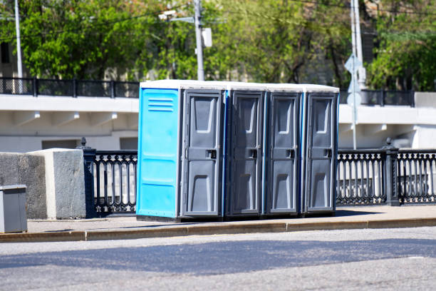 Porta potty delivery and setup in Mora, MN